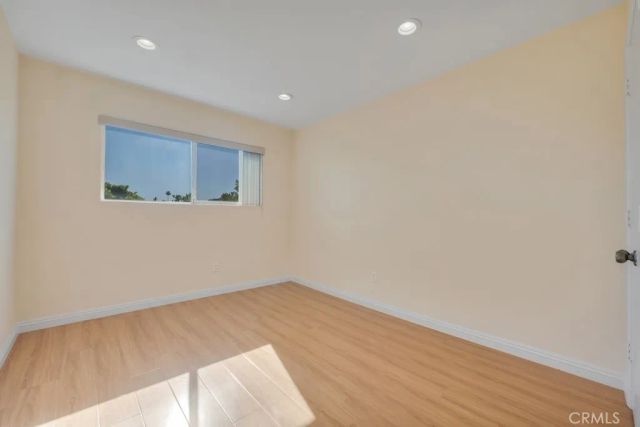 18550 Hatteras Street 76, Tarzana, CA 91356