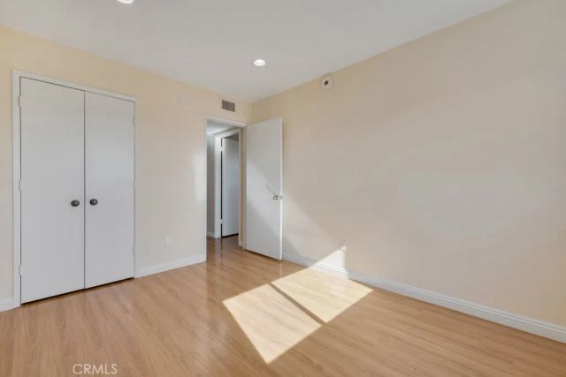 18550 Hatteras Street 76, Tarzana, CA 91356