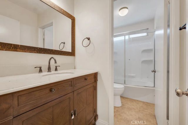 18550 Hatteras Street 76, Tarzana, CA 91356