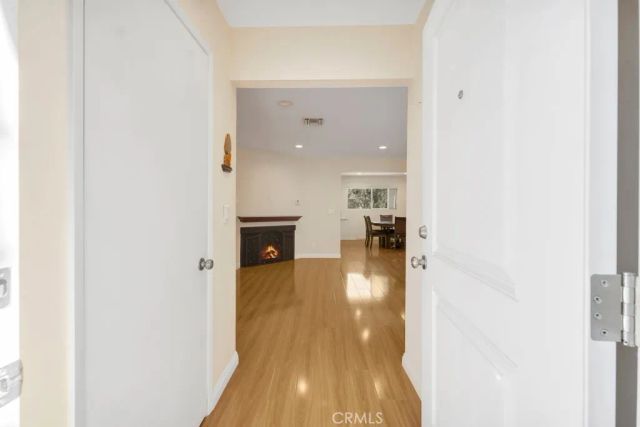 18550 Hatteras Street 76, Tarzana, CA 91356