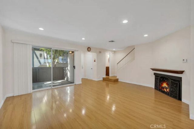 18550 Hatteras Street 76, Tarzana, CA 91356