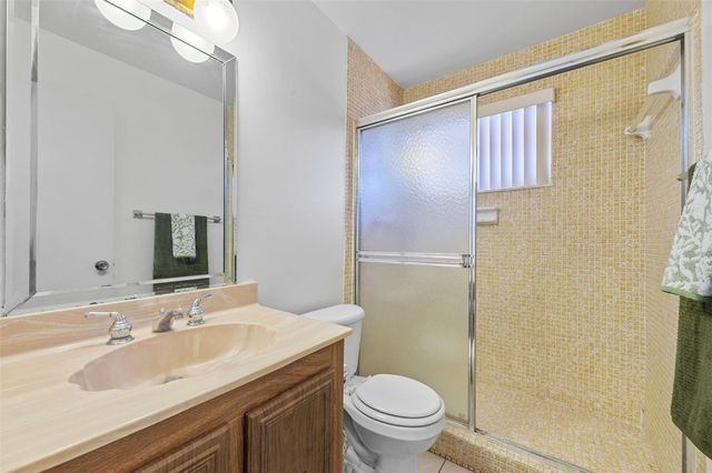 8400 Lagos De Campo Boulevard 209, Tamarac, FL 33321