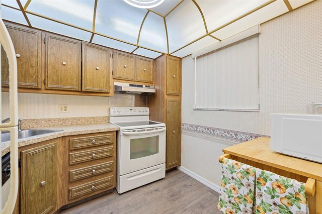 8400 Lagos De Campo Boulevard 209, Tamarac, FL 33321