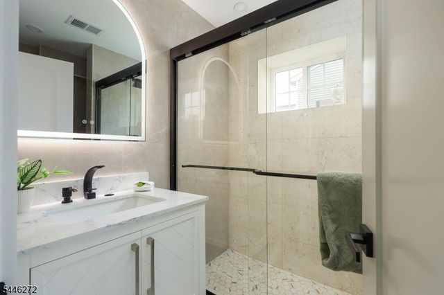 141 Lund Ave, Edison Twp., NJ 08820