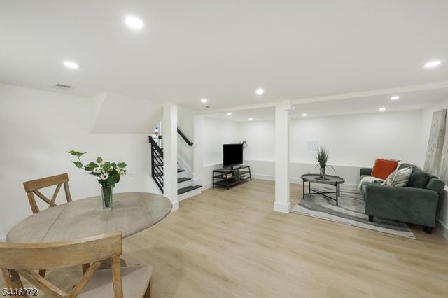 141 Lund Ave, Edison Twp., NJ 08820