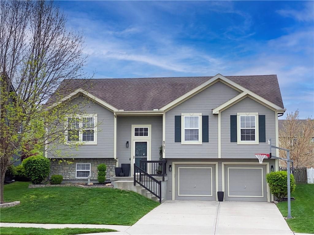 8707 NE 101st Terrace, Kansas City, MO 64157