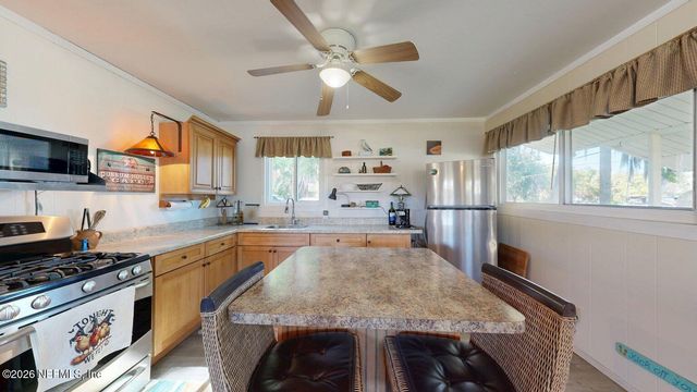 101 POSSUM HOLLOW Road, Georgetown, FL 32139