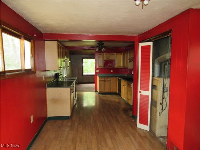 1054 Water Street, Newton Falls, OH 44444