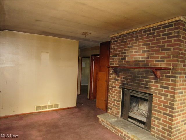 1054 Water Street, Newton Falls, OH 44444