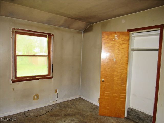 1054 Water Street, Newton Falls, OH 44444