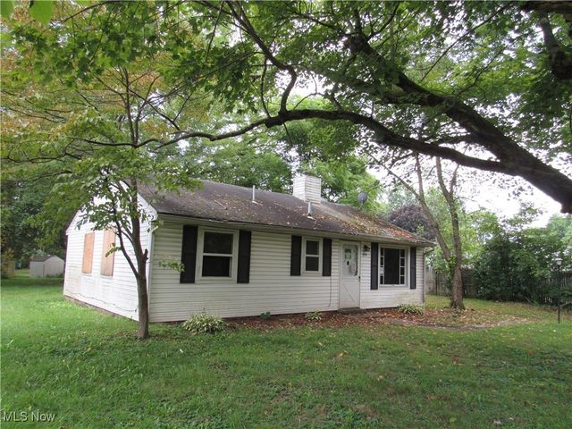 1054 Water Street, Newton Falls, OH 44444