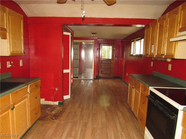 1054 Water Street, Newton Falls, OH 44444