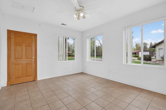 13117 Lakeshore Drive, Shelbyville, MI 49344