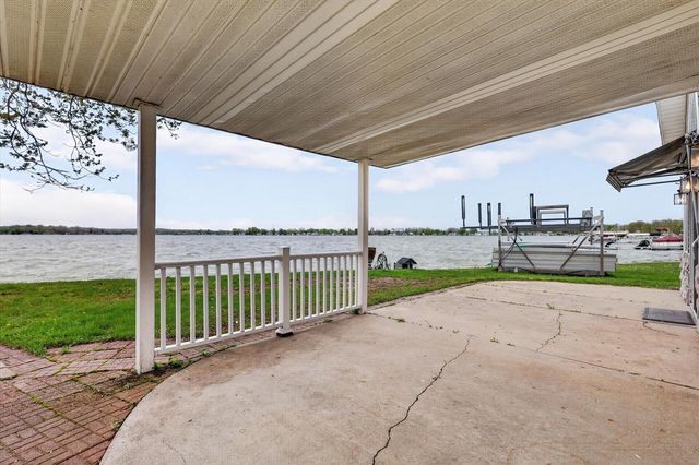 13117 Lakeshore Drive, Shelbyville, MI 49344