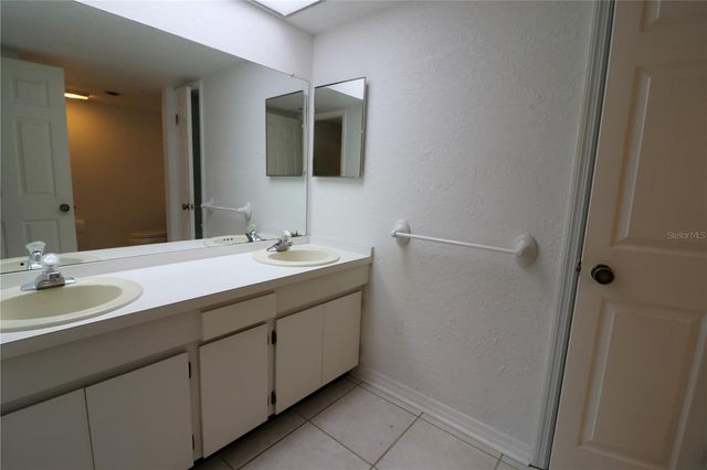 2465 HERON TERRACE 202B, Clearwater, FL 33762