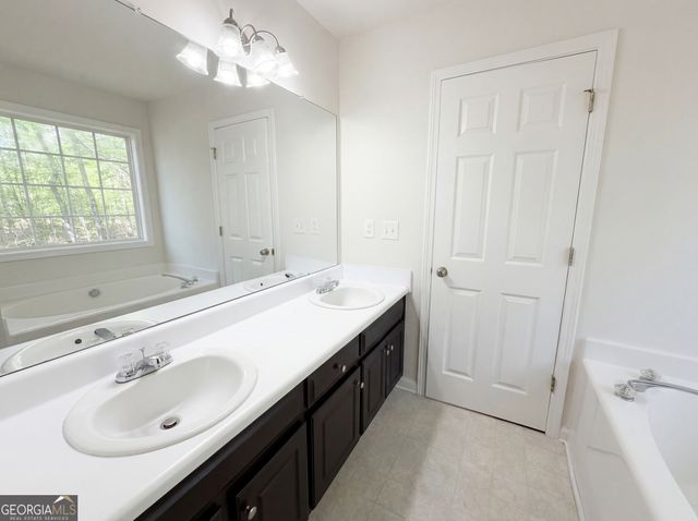 40 Cranbrook Court, Covington, GA 30016