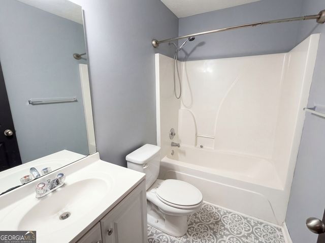 40 Cranbrook Court, Covington, GA 30016