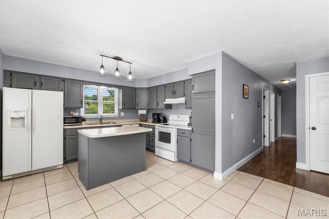 7342 W Main Street, Maryville, IL 62062