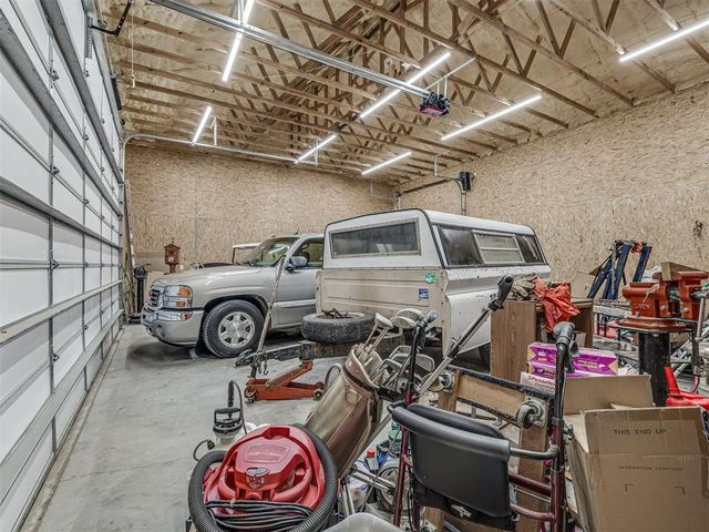 1812 Sunset Drive, Eufaula, OK 74432