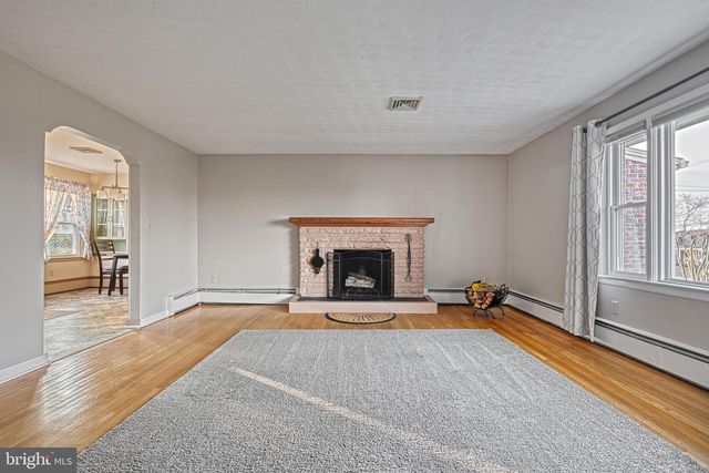 234 W ORE ST, Seven Valleys, PA 17360