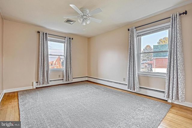 234 W ORE ST, Seven Valleys, PA 17360