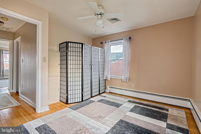 234 W ORE ST, Seven Valleys, PA 17360