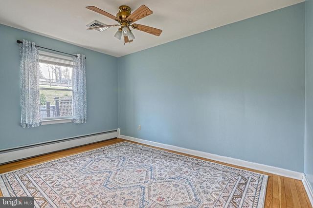 234 W ORE ST, Seven Valleys, PA 17360