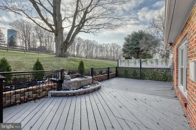 234 W ORE ST, Seven Valleys, PA 17360