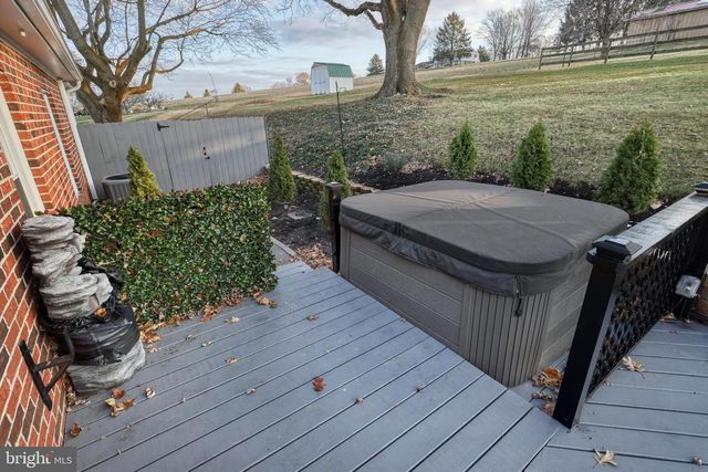 234 W ORE ST, Seven Valleys, PA 17360