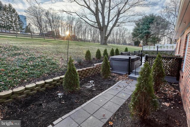 234 W ORE ST, Seven Valleys, PA 17360