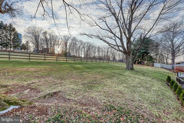 234 W ORE ST, Seven Valleys, PA 17360