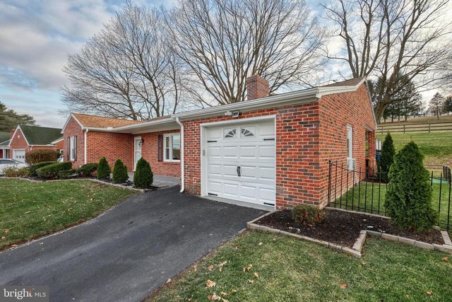 234 W ORE ST, Seven Valleys, PA 17360