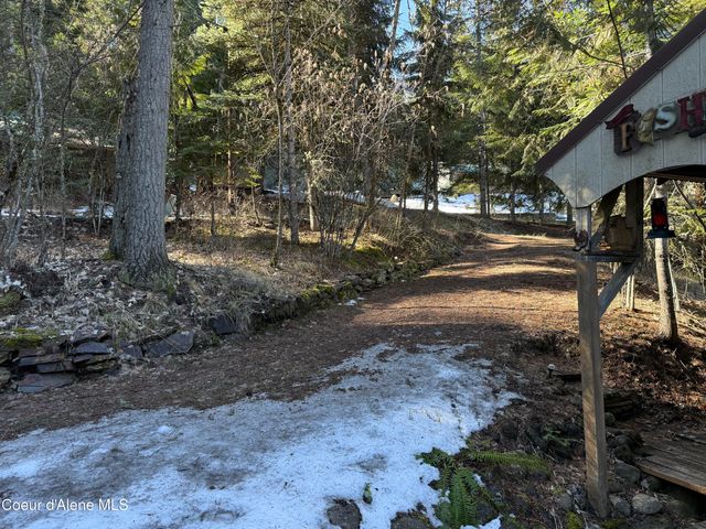 27420 S Hinds Dr, St. Maries, ID 83861