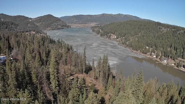 27420 S Hinds Dr, St. Maries, ID 83861