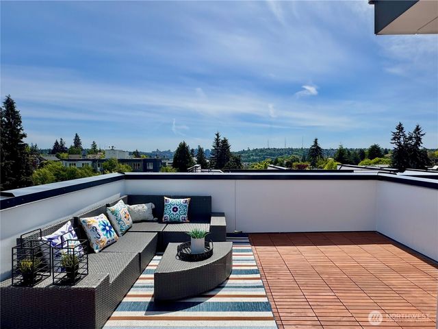1203 G N Allen Place, Seattle, WA 98103