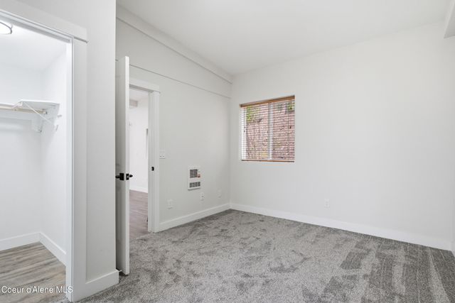 43143 Riverview DR, APT 8, Kingston, ID 83839