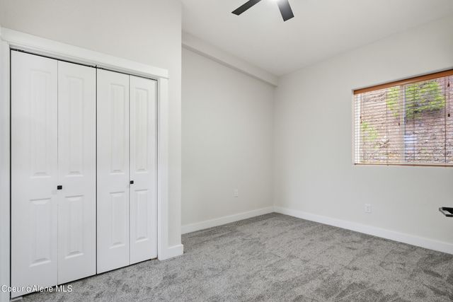 43143 Riverview DR, APT 8, Kingston, ID 83839