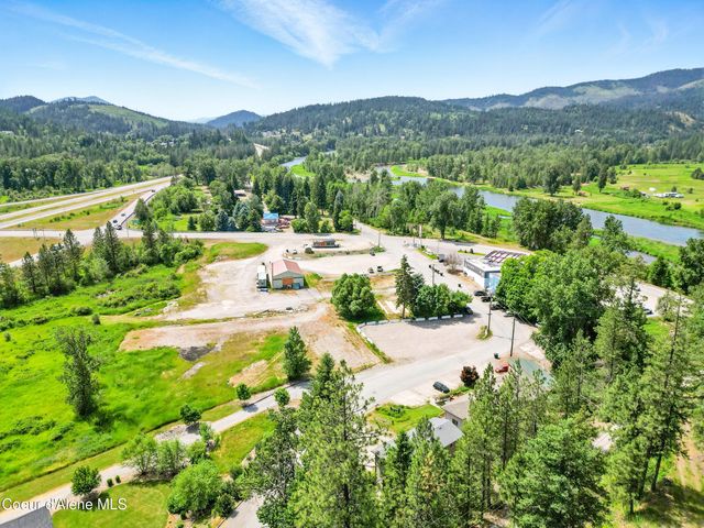 43143 Riverview DR, APT 8, Kingston, ID 83839