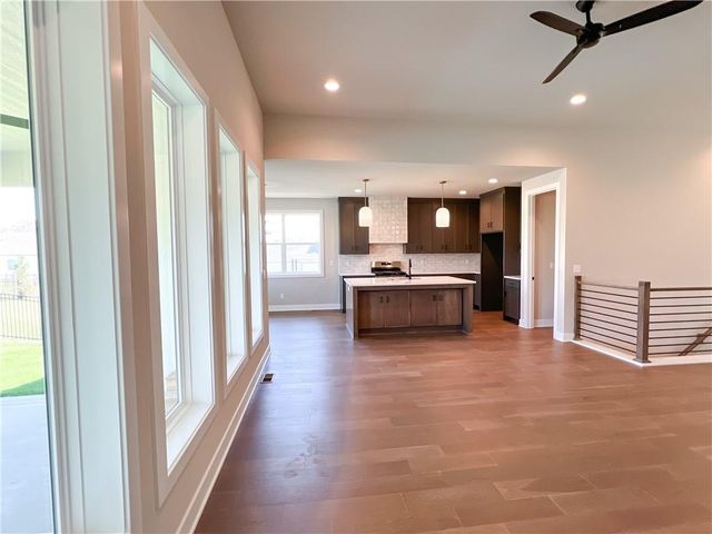 2701 Wheatley Drive, Blue Springs, MO 64029