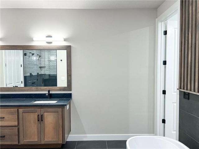 2701 Wheatley Drive, Blue Springs, MO 64029