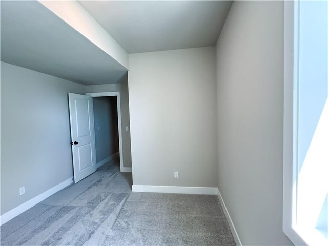 2701 Wheatley Drive, Blue Springs, MO 64029