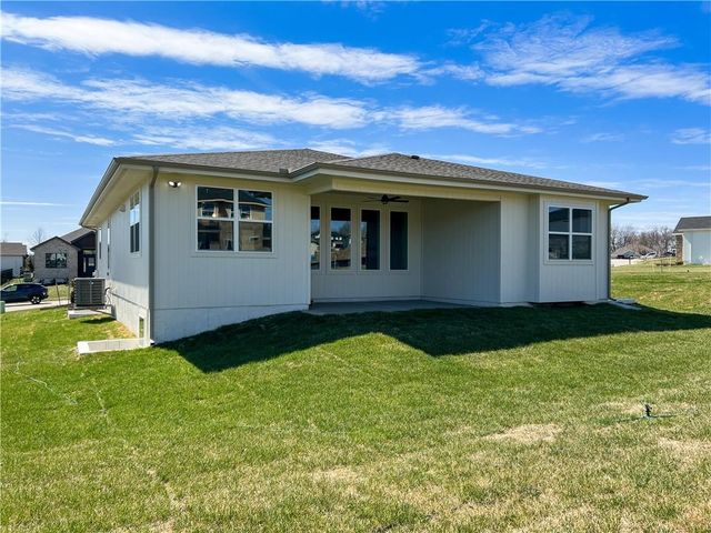 2701 Wheatley Drive, Blue Springs, MO 64029