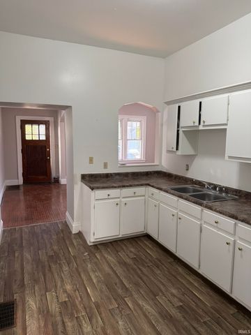 2322 S Harrison Street, Fort Wayne, IN 46807