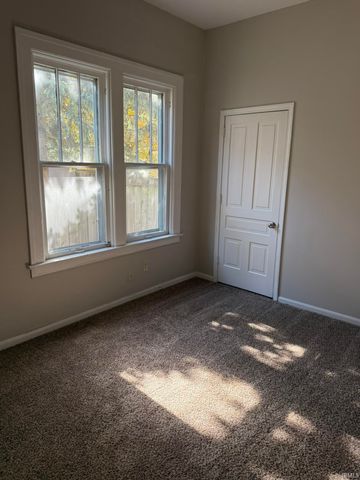2322 S Harrison Street, Fort Wayne, IN 46807