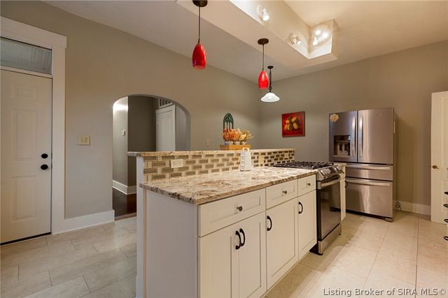 1817 E Oak Street, New Albany, IN 47150