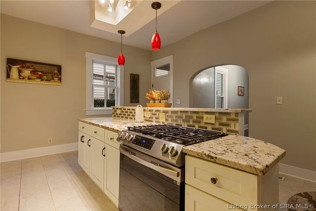 1817 E Oak Street, New Albany, IN 47150
