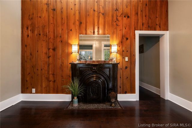 1817 E Oak Street, New Albany, IN 47150