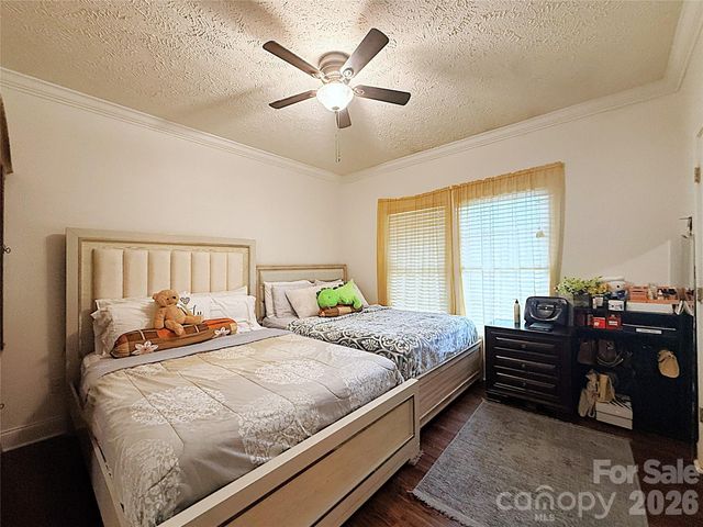 6228 Vernedale Road, Charlotte, NC 28212