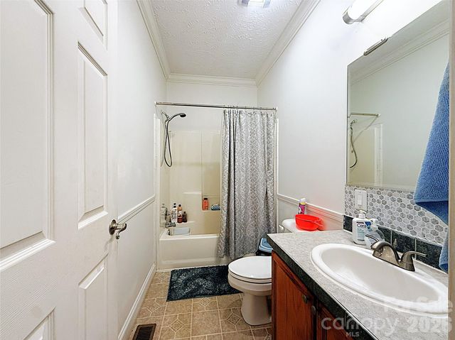 6228 Vernedale Road, Charlotte, NC 28212