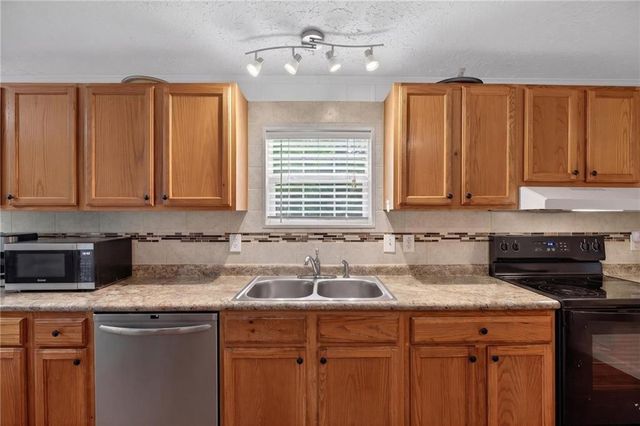 4094 Yancey Road, Douglasville, GA 30135